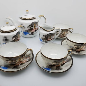 Rare Hayashi Kutani Japanese Bone China Tea Set with 4 Cups/Saucers and Serving Plates,  Lithophane image of a Geishas, 21 Piece Tea Set
