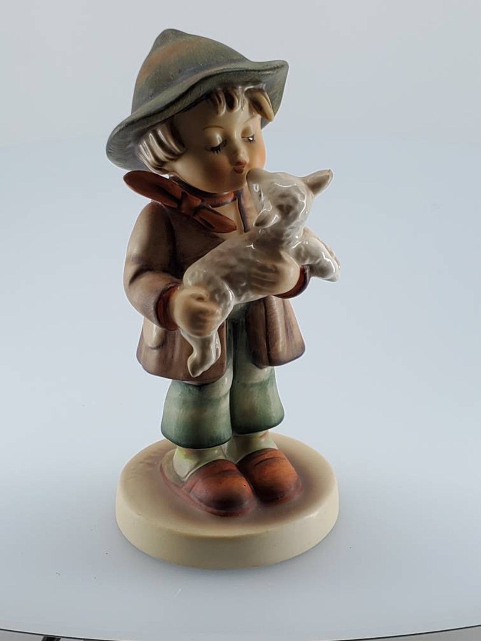 hummel figurine the lost sheep