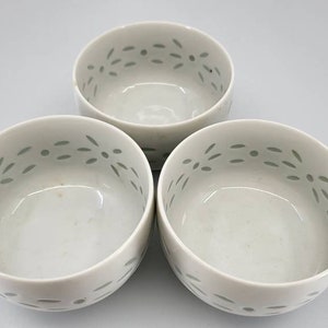 Rare Vintage Chinese Pure White Porcelain Rice Pattern Teacup, Set of 3