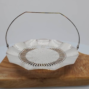 Mid 20th Century Silverplated Reticulated and Pierced Server Plate with Folding Handle, Made in USA