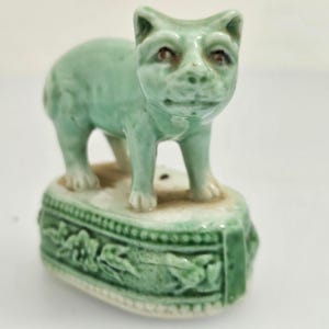 Vintage Chinese Mud Cat Ceramic Porcelain Figurine in Jade Green - 2&quot; Tall