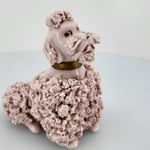 Vintage Napco Pink Spaghetti Pudel Hund Figur sitzend