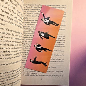 Marque-page Tom Hiddleston, cadeau d'anniversaire, cadeau Tom Hiddleston dansant, amoureux des livres, livres cadeaux, livre cadeau, cadeaux lecture de haute qualité