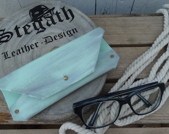 Étui à lunettes * en mint / gris * en cuir *