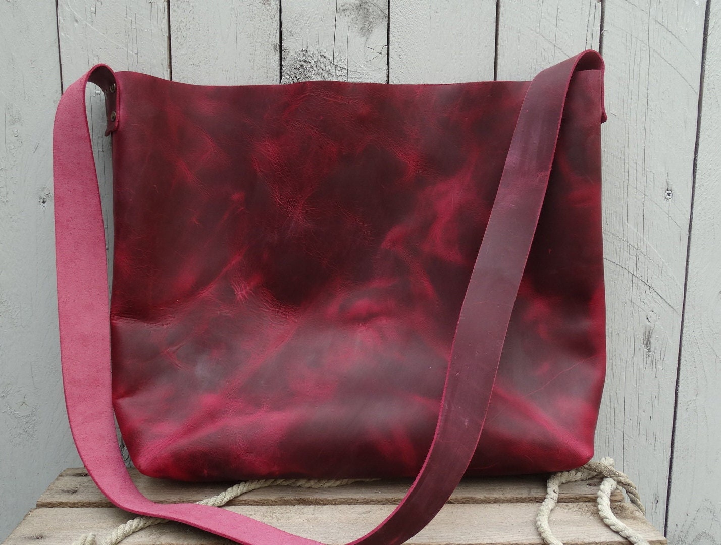 Discover 135+ fossil bag strap best esthdonghoadian