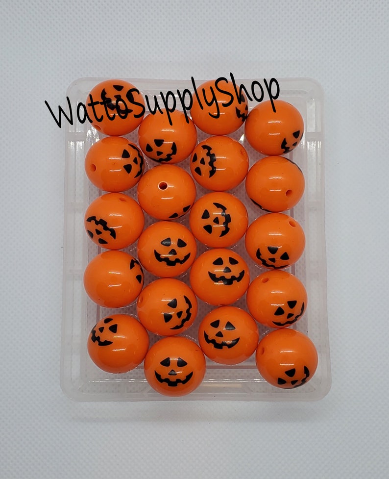 20mm Pumpkin Jack O Lantern Print Pattern Chunky BeadsBag of 10 BeadsPrinted BeadBubblegumDIY and Crafting SuppliesJewelry Creations