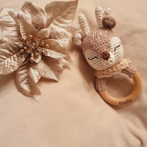 Crochet baby rattle with grip ring made of beech wood zdjęcie 5