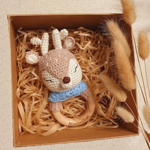 Hochet bébé au crochet avec anneau de préhension en bois de hêtre image 7
