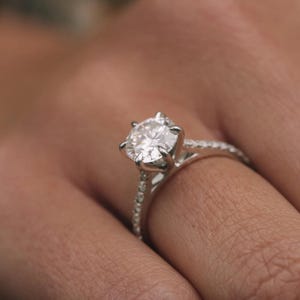 7.5mm Round Brilliant Moissanite Engagement Ring For Women Cathedral set Thin Band 6 Prong Solitaire Moissanite Ring 14K White Yellow Rose