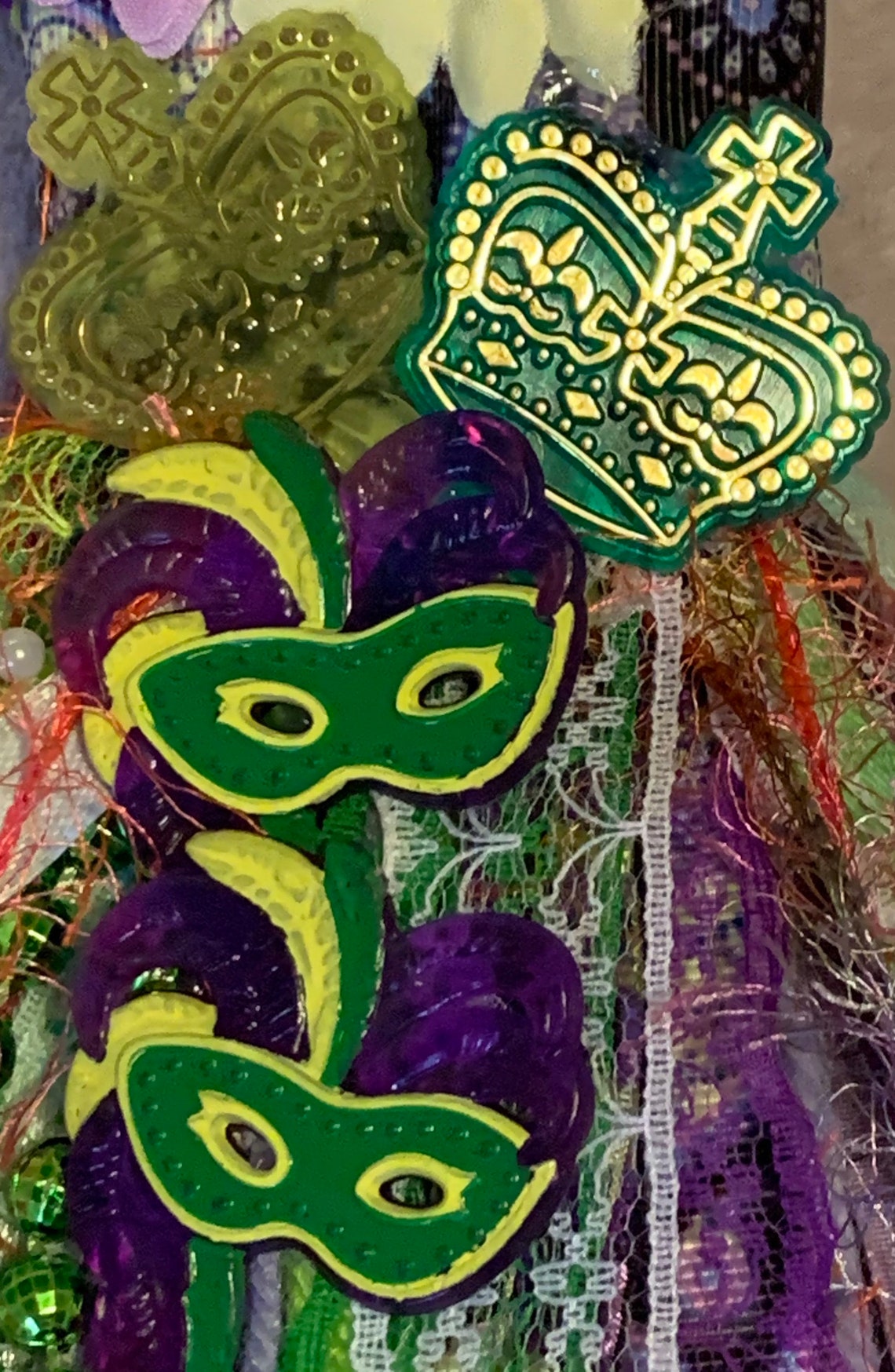 mardi gras hair clip