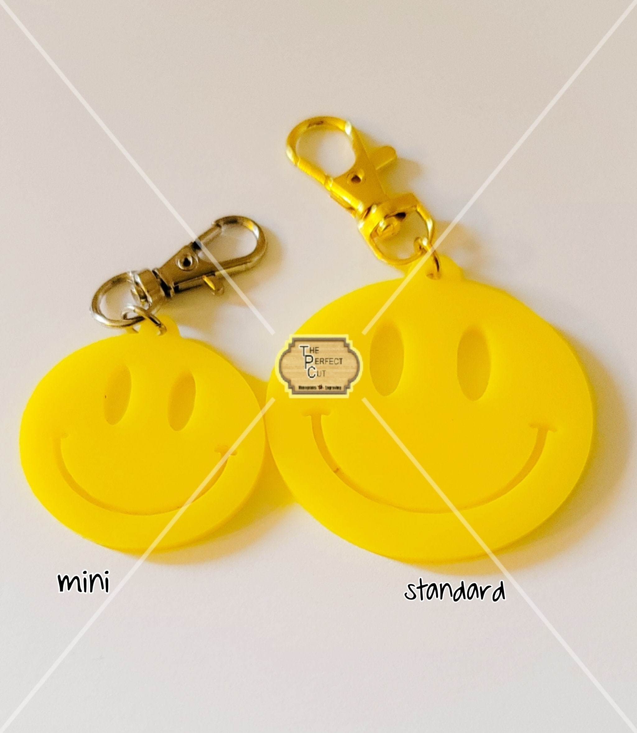 Smiley Face Keychain|smiley Face Acrylic Keychain|happy Face Keychain ...