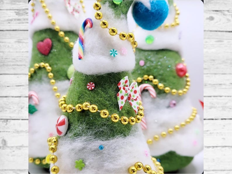 Whimsical Needle Felt Christmas Tree: Grinch Inspired Decor image 5