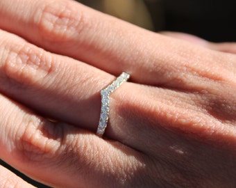 1.8MM Moissanite V Shape Ring Wedding Band 925 Sterling Silver VVS Moissanite Diamond Ring Passes Diamond Tester