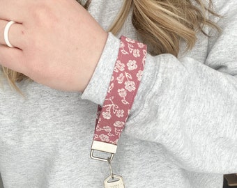 Pressed Maroon Floral Wristlet, Handmade Wrist Lanyard Keychain, Cotton Key Fob for Women, Gifts for Her