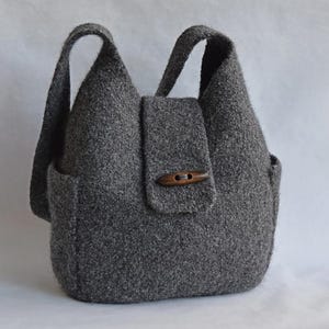 Hobo Tote – Softly Structured Felted Bag – Knitting Pattern PDF