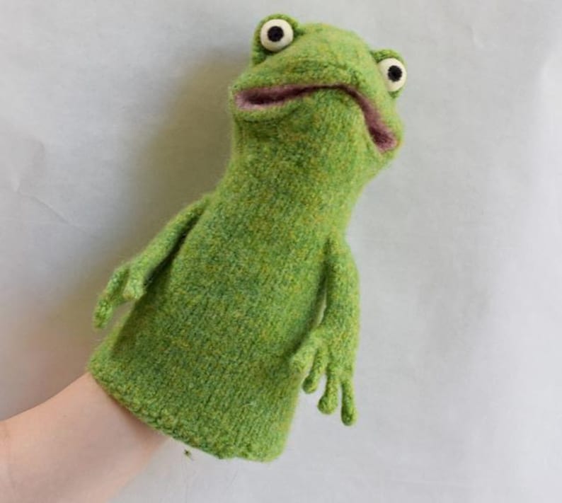Quirky Frog Puppet – Knitting Pattern PDF – Felted Puppet – Fits Adult ...