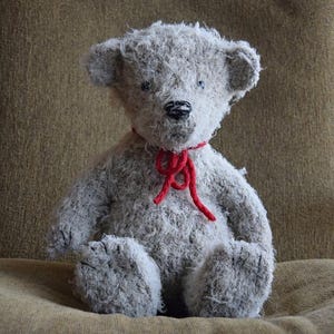Gray Bear Knitting Pattern – Cuddly Medium-Sized Vintage-Inspired Knit Bear, No-Seam Toy, DIY PDF