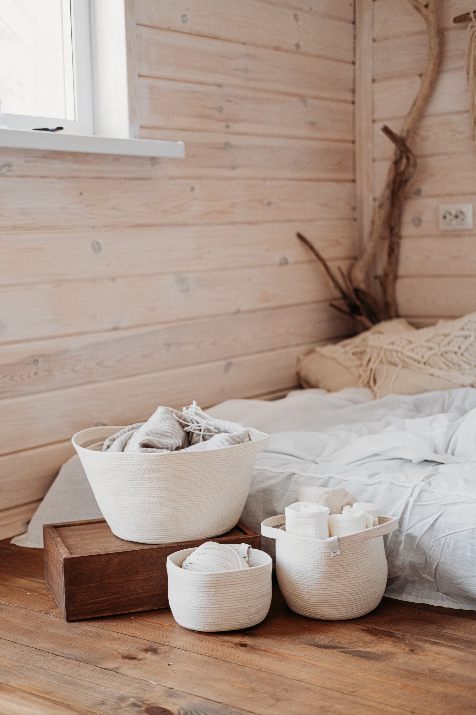 Cesta decorativa hecha de cordón de algodón. Nuestra cesta de | Etsy