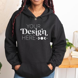 Gildan 18500 hoodie mockup | Gildan Black hoodie sweatshirt mockup | Sweatshirt mockup. Gildan mockups | Model mockup | 18500 Gildan Mockup