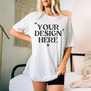 Wit Bella canvasmodelmodel | 3001 Wit model | Wit T-shirtmodel | Oversized overhemdmodel | Echt modelmodel | Boho-modelmodel