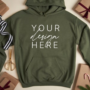 Weihnachtsmockup | Gildan 18500 Mockup | Sweatshirt Mockup | Gildan Sweatshirt Mockup | Gildan Hoodie Mockup | 18500 Militärgrün