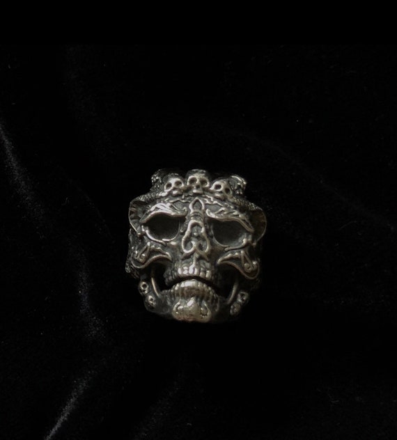 Vintage chunky skull ring. Vintage sterling silver