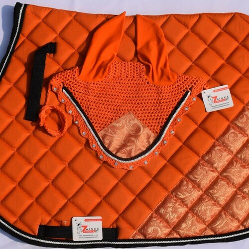 Rhinegold Velvet Horses Saddle Cloth Rhinegold Velvet Horses Saddle Cloth