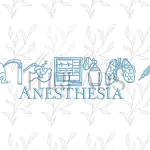 Peut inclure: Un motif brodé bleu clair représentant du matériel médical et le mot "ANESTHESIA". Le motif comprend un réservoir d'oxygène, une main avec un masque, un moniteur, un ballon respiratoire, des poumons, une seringue et un flacon.