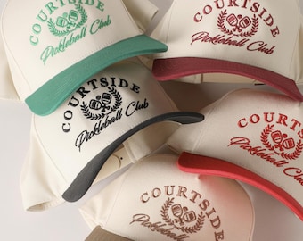 刺繍入りピックルプレイングピックルボールハット：コットンブレンドロープキャップ - Dink Squadギフト - Etsy 日本 ピックルボールギフト  女性用ピックルボールハット、スウェットバンド付きコットンキャップ、ピックルボールゲーム、パーティー用ピックルボ ピックルボールハット