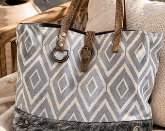 Artisan Hair-On Hide Leather Tote Bag: Boho Western Cowhide Shoulder Purse