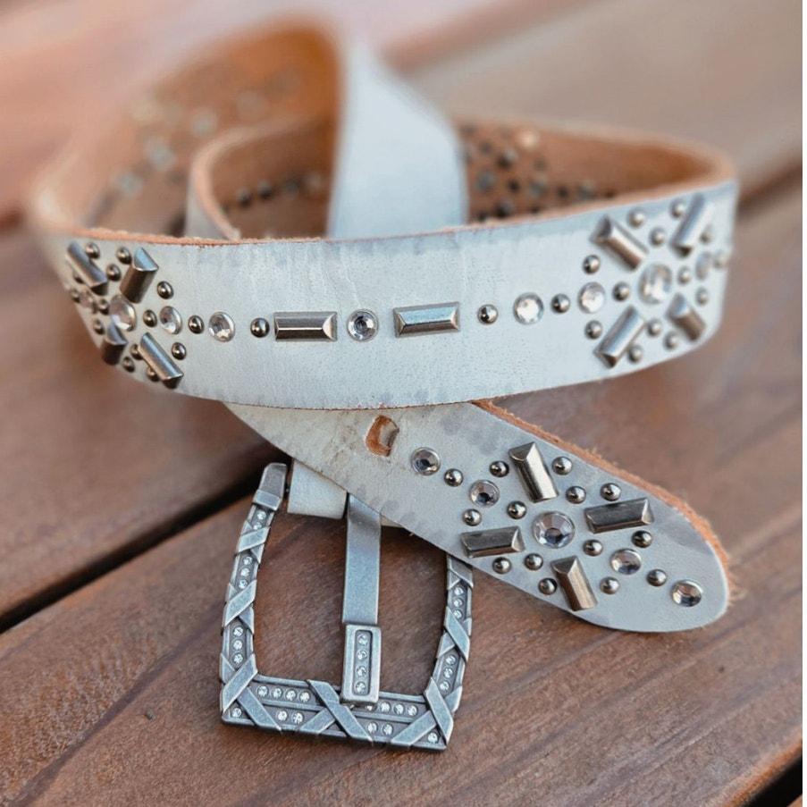 Vintage White Leather Pink Lace Belt Rhinestone Western Boho Statement Medallion Western Laced Belt - Etsy main image 3