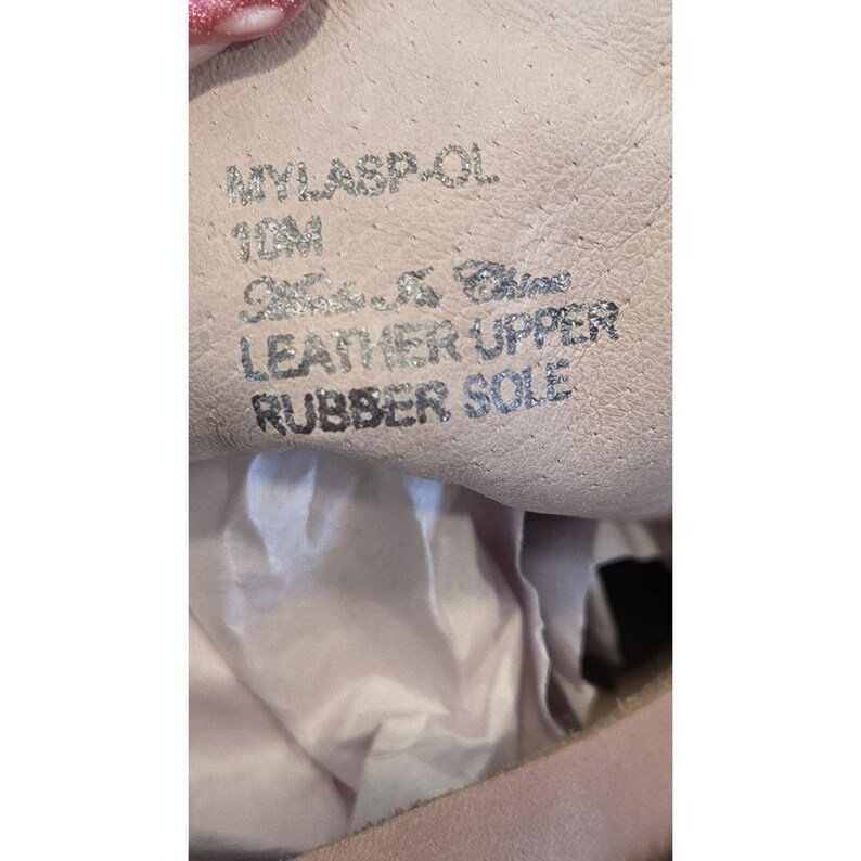 Zapatillas de cuero estilo bohemio sin cordones / Zapatos con diseño de rosas coloridas / Donald J. Pliner para mujer, talla 10 imagen 7