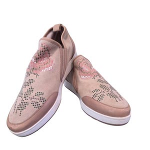 Zapatillas de cuero estilo bohemio sin cordones / Zapatos con diseño de rosas coloridas / Donald J. Pliner para mujer, talla 10 imagen 10