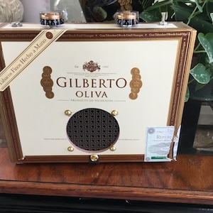 JonBoy Gilberto Oliva sigarenkistversterker