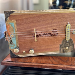 JonBoy Sobremesa 4 String Cigar Box Guitar