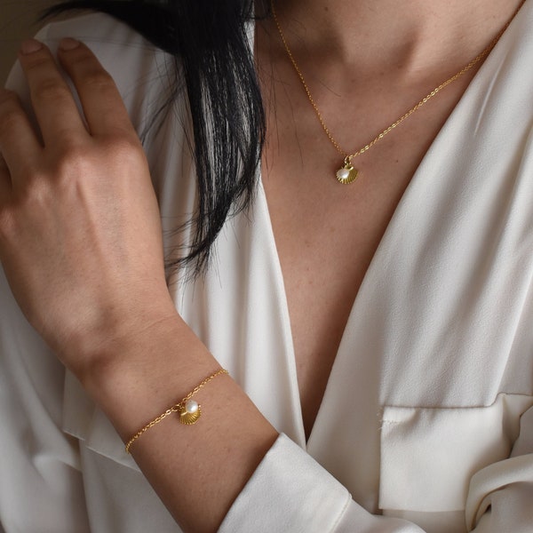 Collier et bracelet coquillage et perle, ensemble collier et bracelet, Bijoux fin en Or plaqué et délicat, Style Boho, Inspiration nautique
