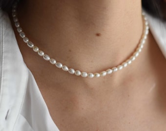 Rice Pearl Choker Necklace, Freshwater Seed Necklace, Tiny Pearls Necklace, Beaded Pearl Necklace, Layering Jewelry, Elegant Gift Idea