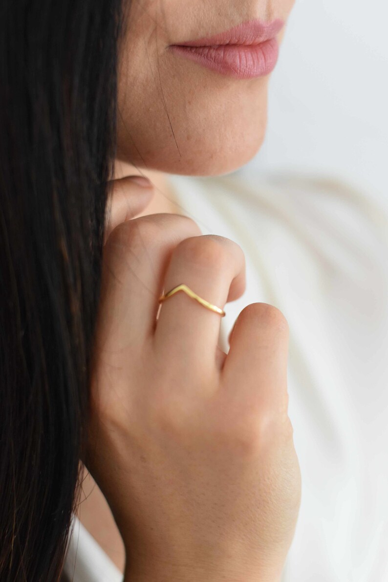 Handmade and dainty jewelry made in Montreal by Piper & Pearl Jewelry. Feminine, modern and delicate, perfect for a gift for her. Collections of costume, vermeil and fine jewelry. Delicate vermeil gold chevron wishbone ring.