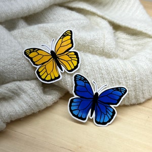 Schmetterling | Wasserfester Aufkleber | Gelb oder Blau Schmetterling Niedlicher Aufkleber für - Laptops, Wasserflaschen, Autos usw.