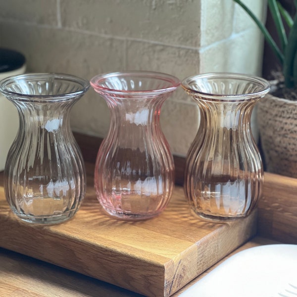 Pink ribbed glass vase, Small peach glass vase, Clear glass ribbed vase,Small glass ribbed vase, Dried flower vase,Small coloured glass vase