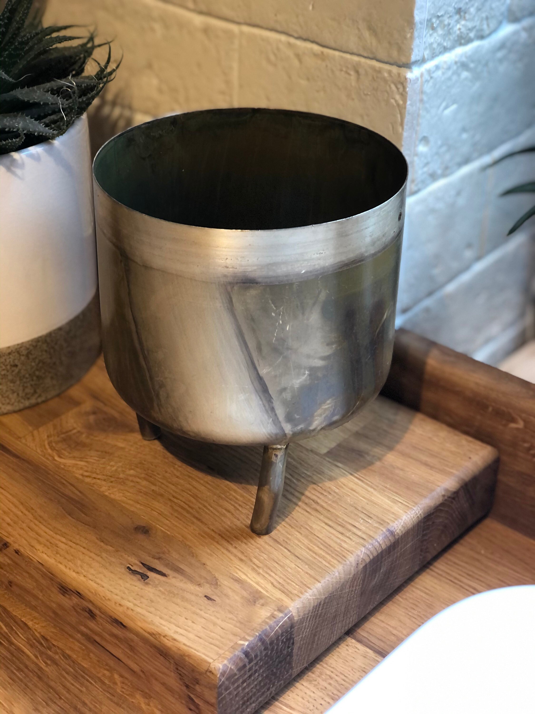 Metal planter on legs Metal plant pot Green planter Gold Etsy