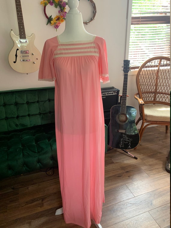 Vintage 50s/60s Nightgown Dress