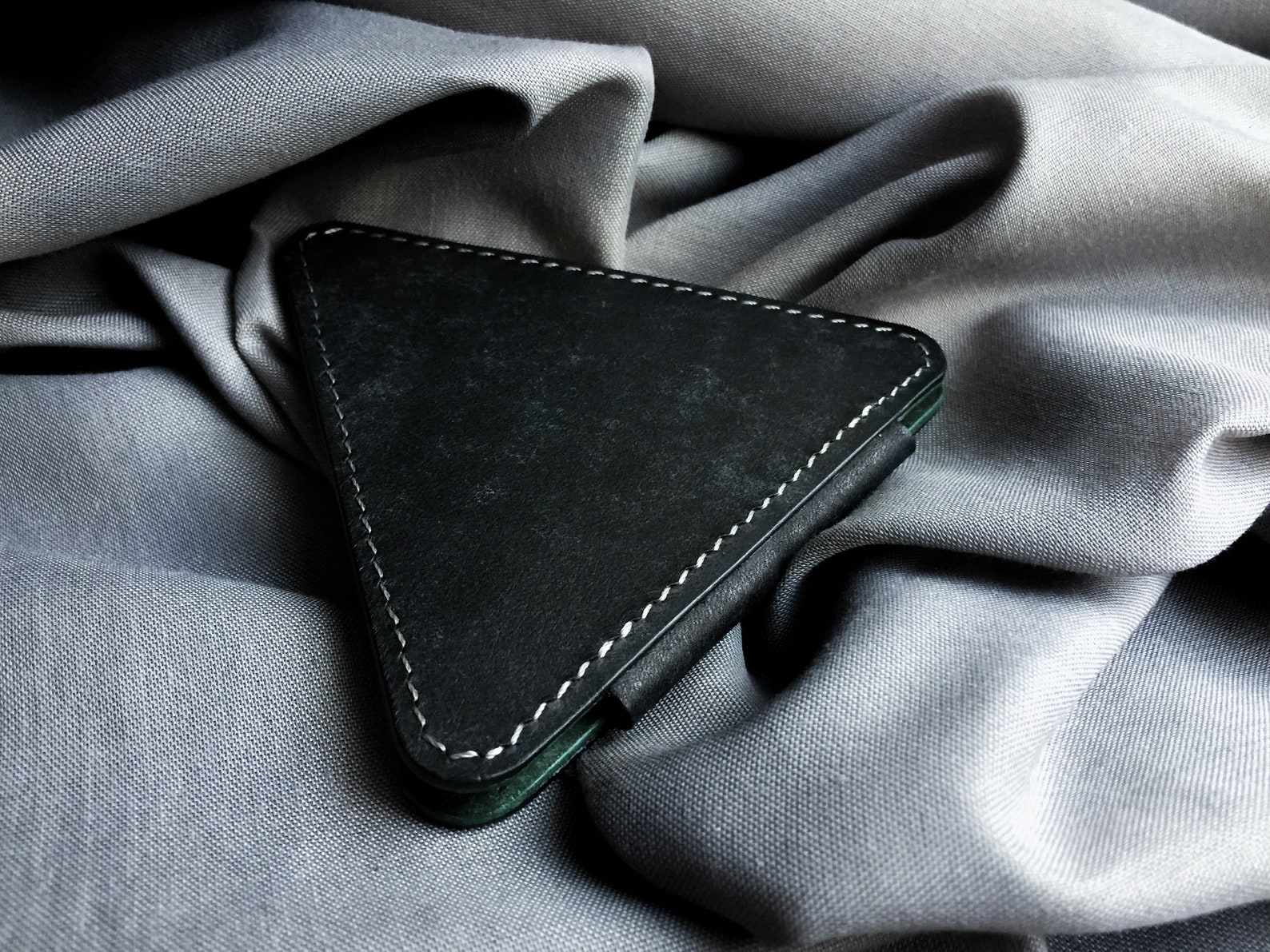 Leather Guitar Pick Case Handmade Guitar Pick Holder Gift Etsy