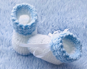 Digital PDF Crochet Pattern: Super Cute Noah crochet baby booties, cuffed shoes pattern various sizes with video tutorial - Crochet for Baby