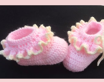 Digital PDF Crochet Pattern: Crochet baby Booties or Crochet Baby Shoes pattern with follow along video tutorial, Crochet for Baby Patterns