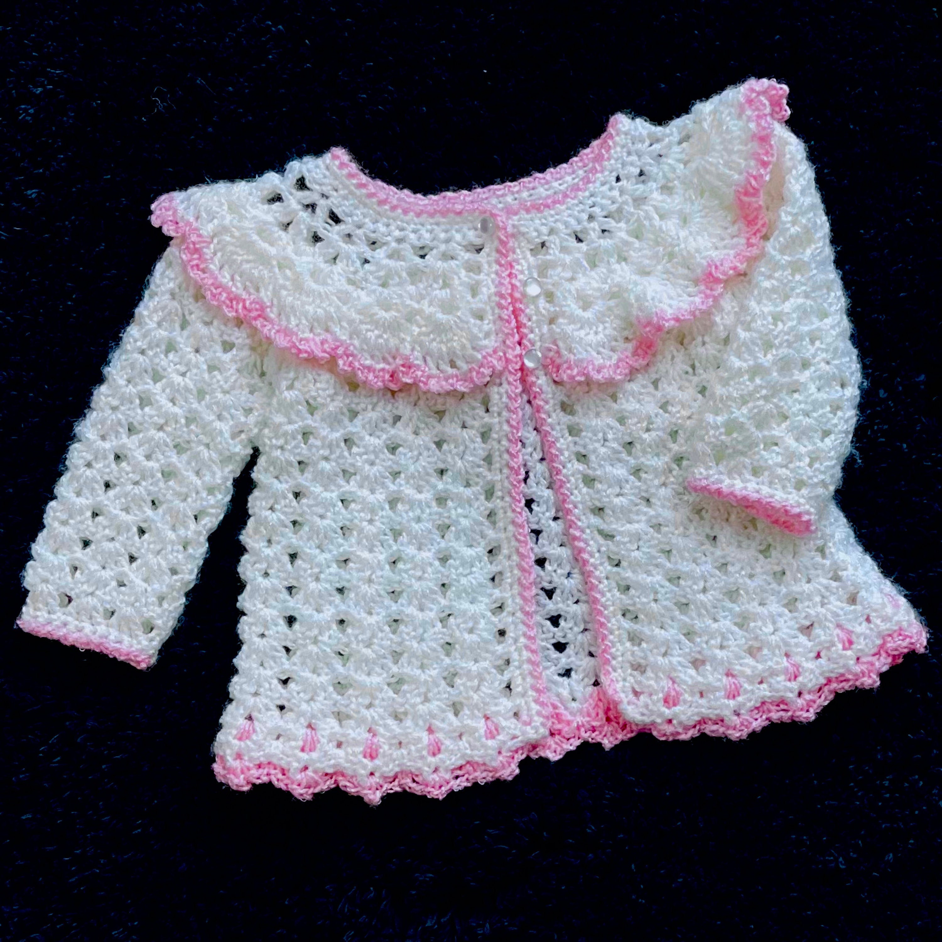 Dos Agujas Chambritas Para Bebe De Gancho Laura Cepeda Chambrita