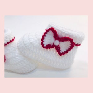 Digital PDF Crochet Pattern: Crochet Baby Booties and Crochet Baby Hat Set with follow along video tutorial, Crochet for Baby patterns
