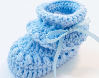 Digital PDF Crochet Pattern: Easy crochet baby booties, crochet baby shoes with follow along video tutorial by Crochet for Baby patterns