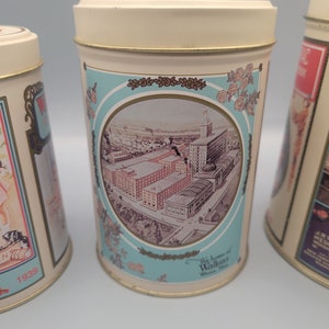 Ensemble de 3 boîtes de conserve gigognes Watkins, 125e anniversaire, vintage image 4