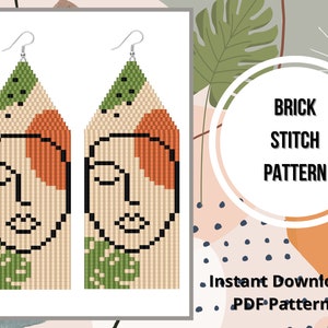 Puede incluir: Un patrón de descarga digital para pendientes de punto de ladrillo con un rostro estilizado con cuentas verdes, naranjas y beige. El patrón está etiquetado como "Brick Stitch Pattern" e incluye instrucciones para crear los pendientes.